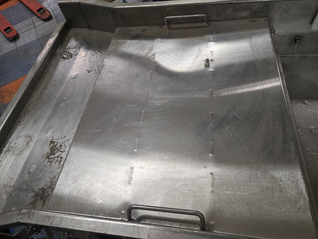 For Sale: Key Technology Iso-Flo Vibratory Conveyor (SH01-048264)