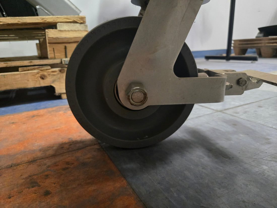 For Sale: Key Technology Iso-Flo Vibratory Conveyor (SH01-048264)